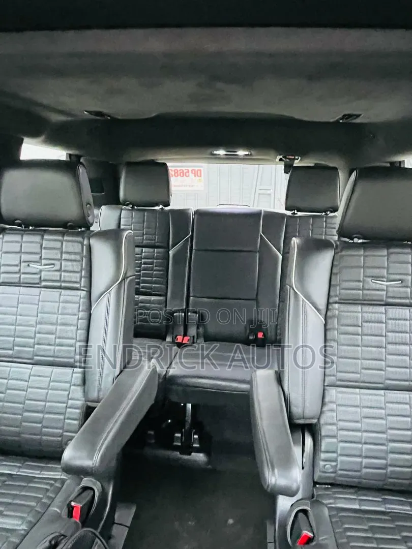 Cadillac Escalade 2023 White