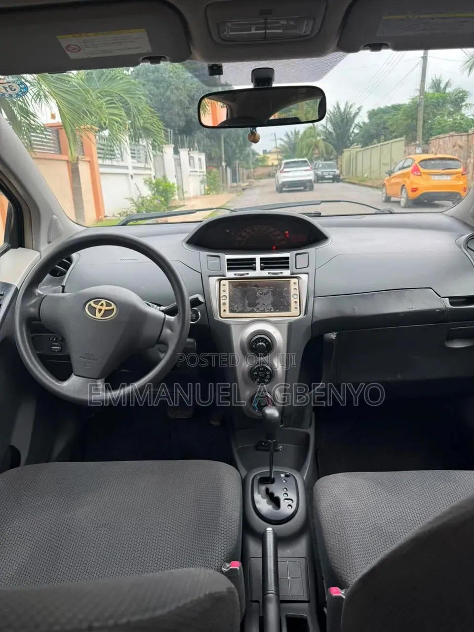 Toyota Vitz 2010 Black