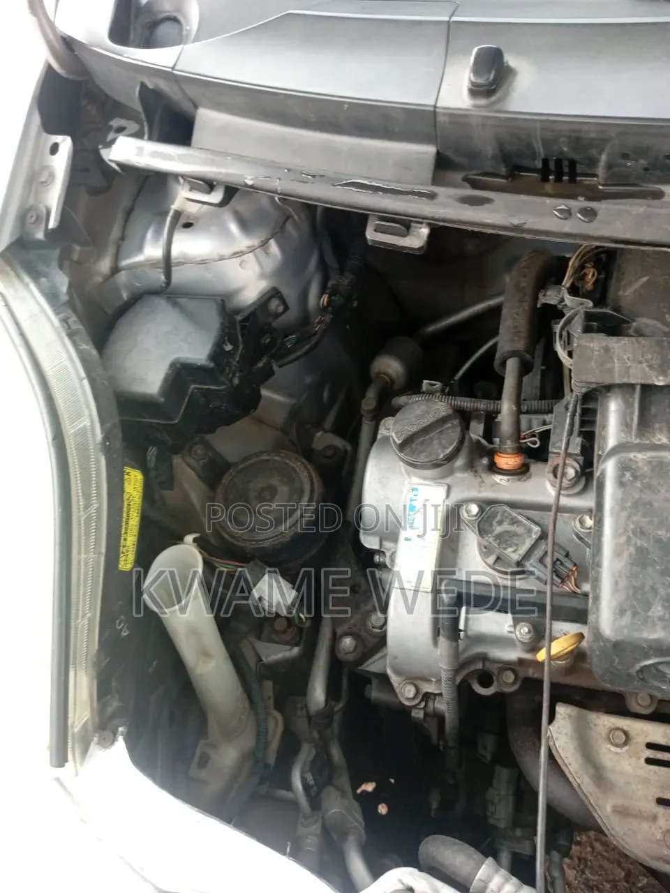 Toyota Vitz 1.3 FWD 3dr 2010 Silver