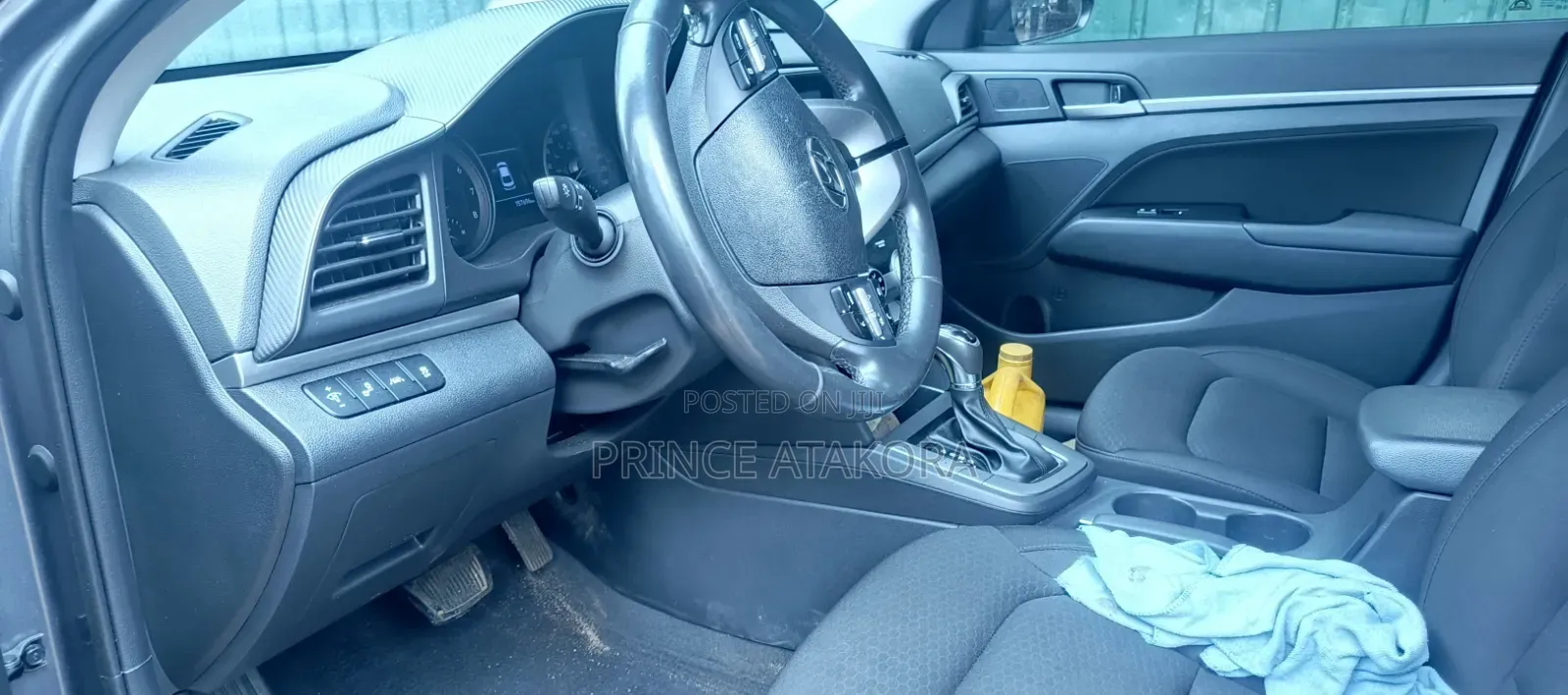 Hyundai Elantra 2010 Gray