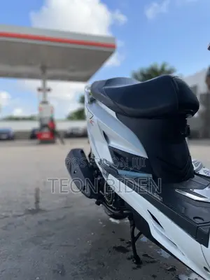 Jonway Scooter 2022 White