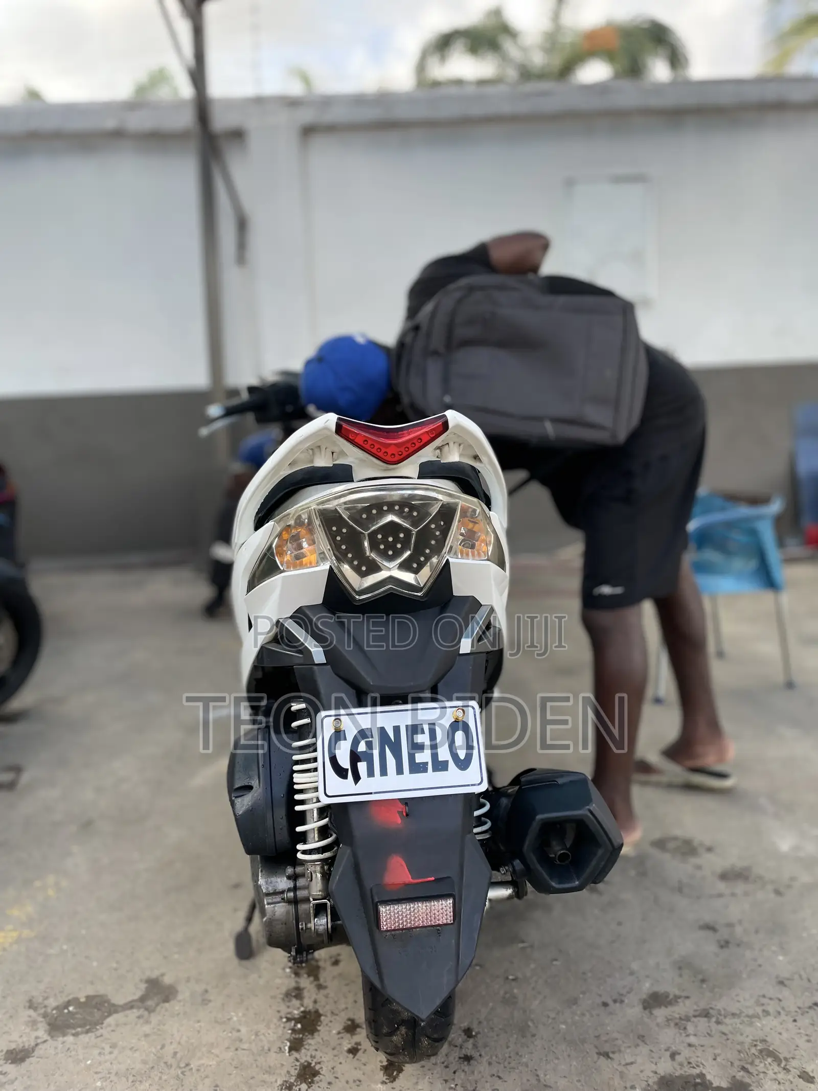 Jonway Scooter 2022 White