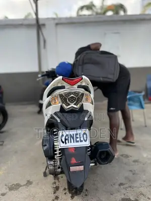 Jonway Scooter 2022 White