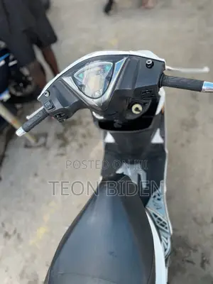 Jonway Scooter 2022 White