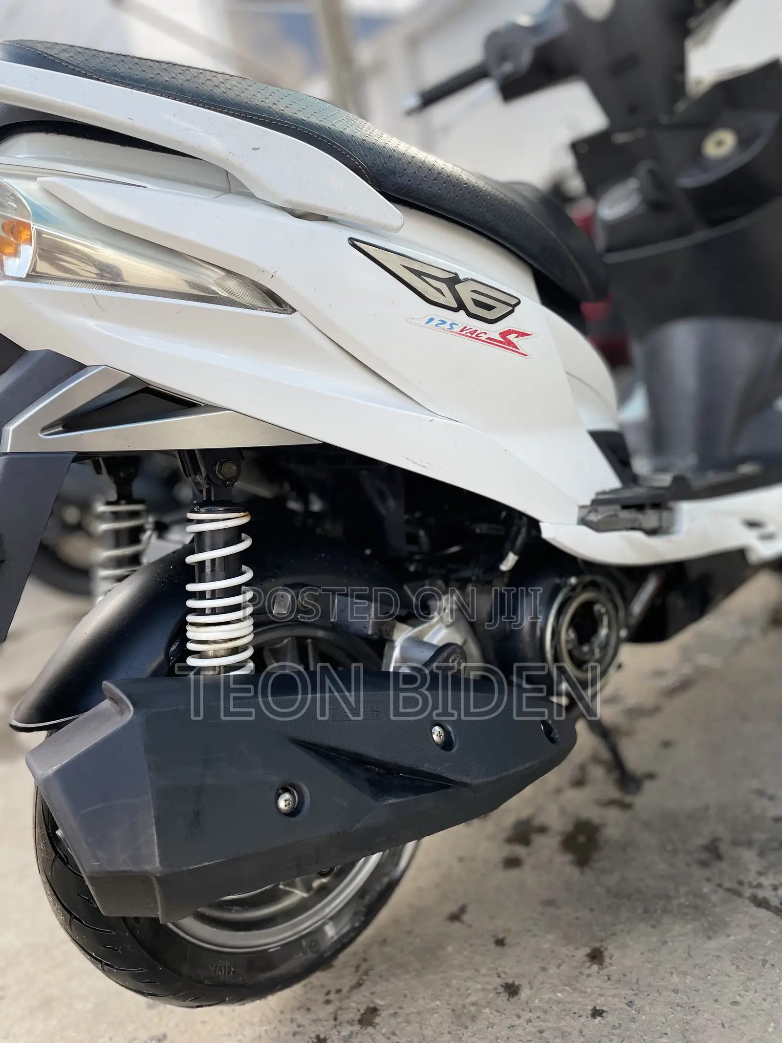 Jonway Scooter 2022 White