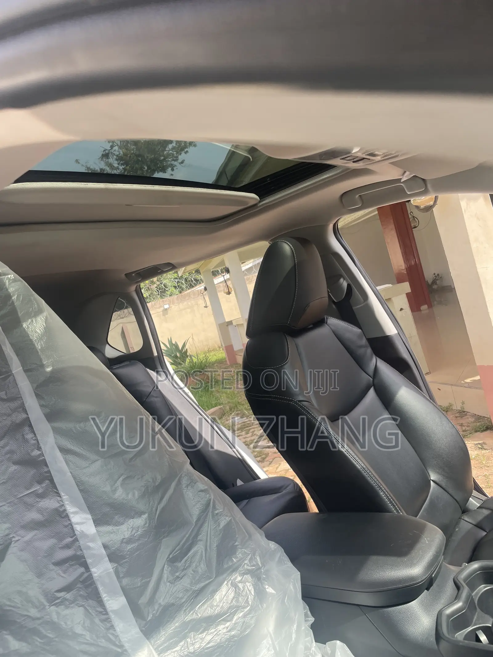 Toyota RAV4 2022 White