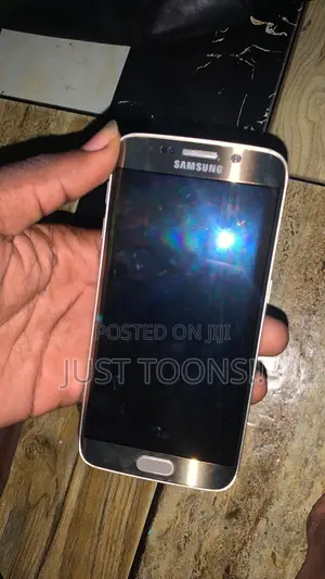 New Samsung Galaxy S6 edge 32 GB Gold