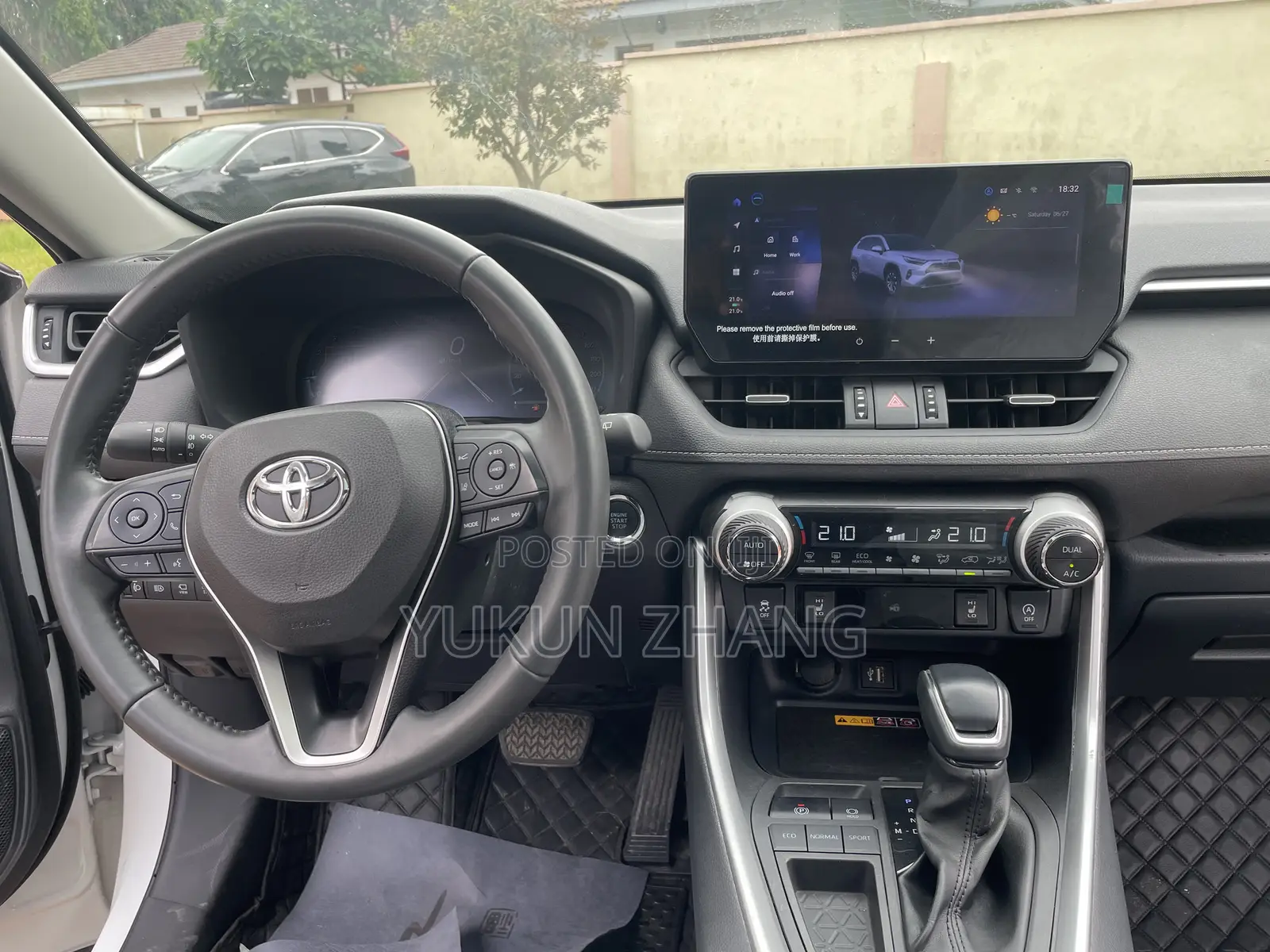 Toyota RAV4 2024 White