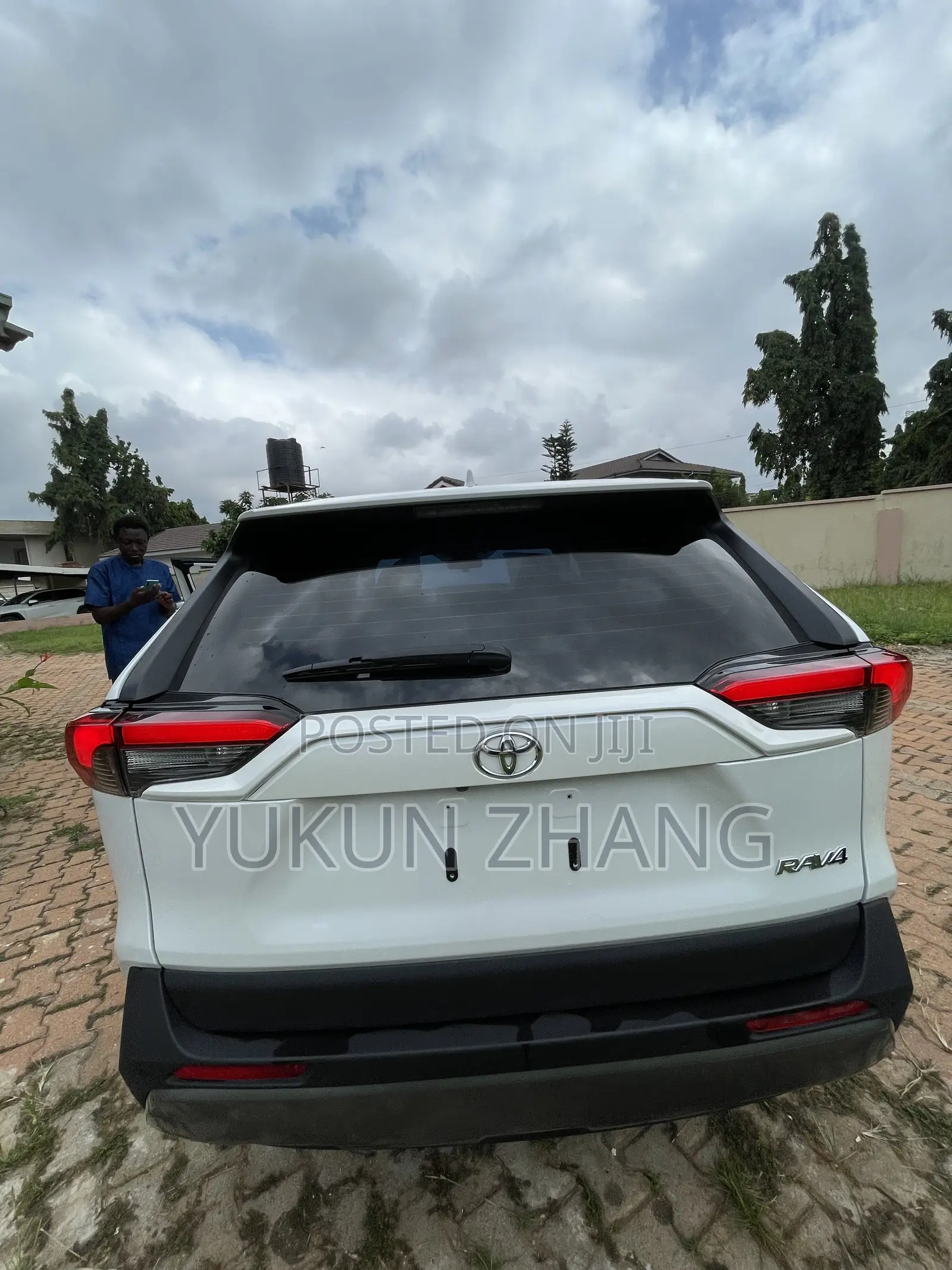 Toyota RAV4 2024 White