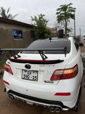 Toyota Camry Base 4dr Sedan (2.4L 4cyl 5M) 2009 White