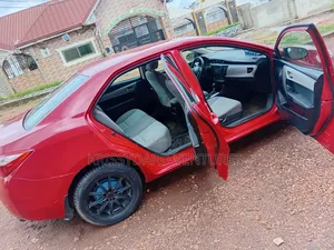 Toyota Corolla 2016 Red