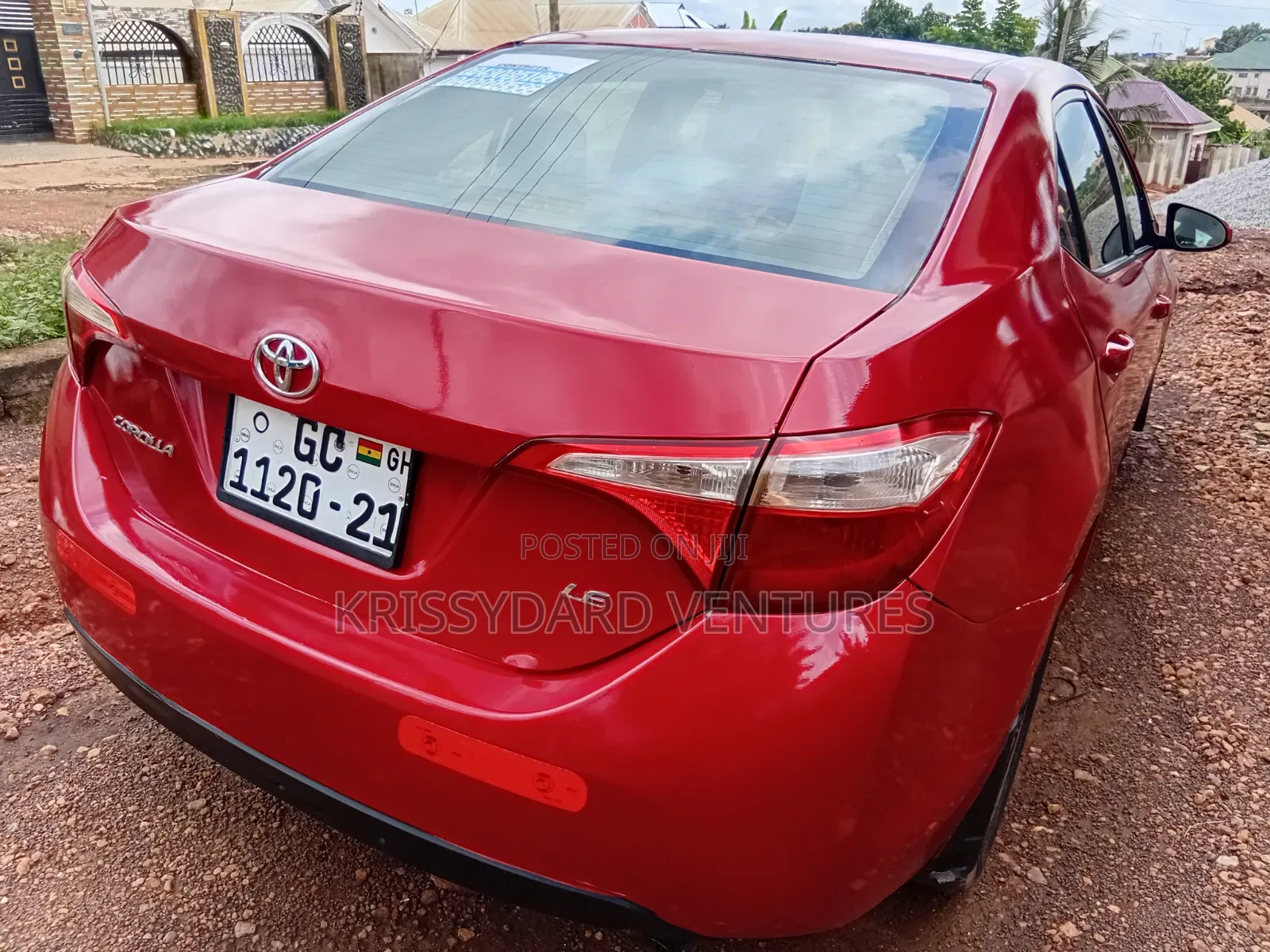 Toyota Corolla 2016 Red