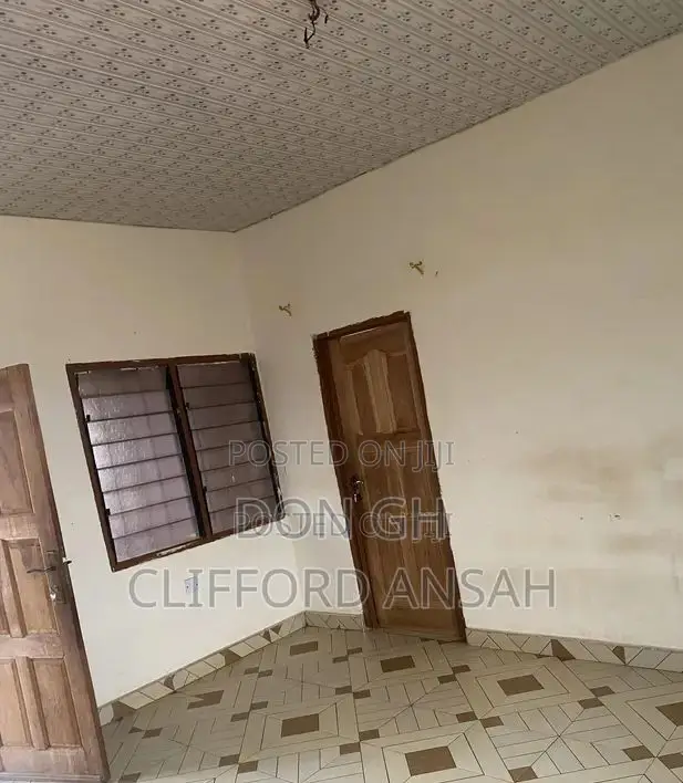 Furnished 1bdrm Apartment in Sm Group., Atwima Kwanwoma for rent