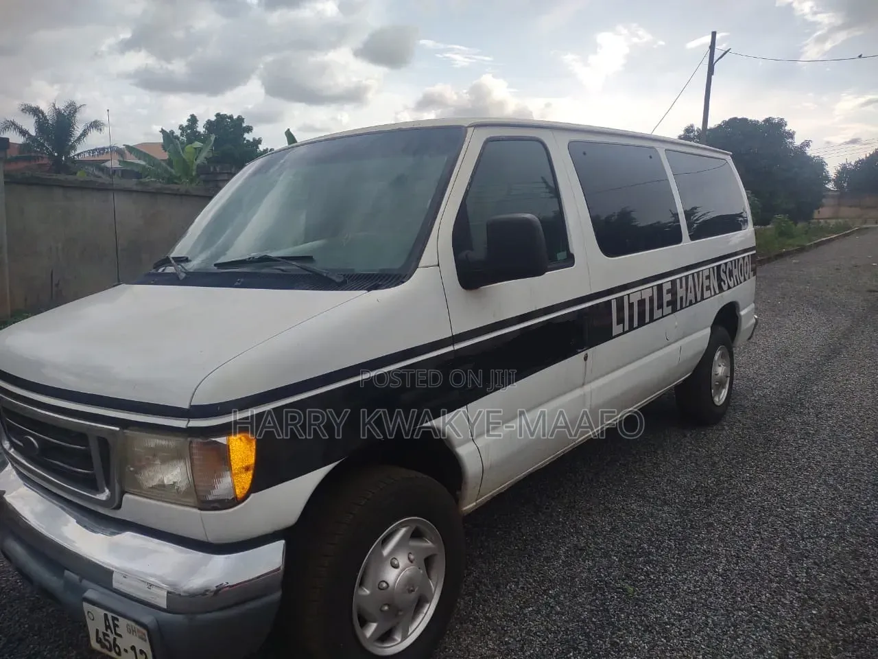 Ford E350 2005 White
