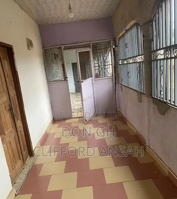 Furnished 1bdrm Apartment in Sm Group., Atwima Kwanwoma for rent