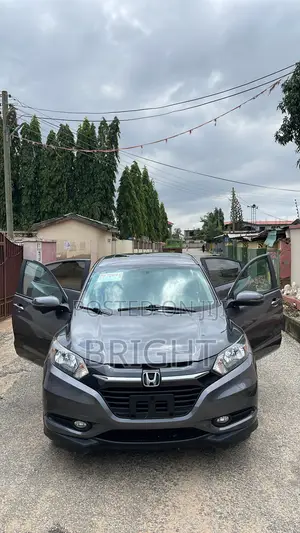 Honda HR-V 4dr SUV (1.5L 4cyl CVT) 2016 Gray