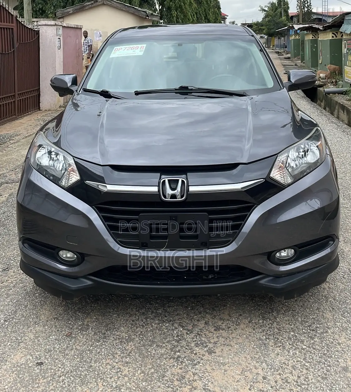 Honda HR-V 4dr SUV (1.5L 4cyl CVT) 2016 Gray