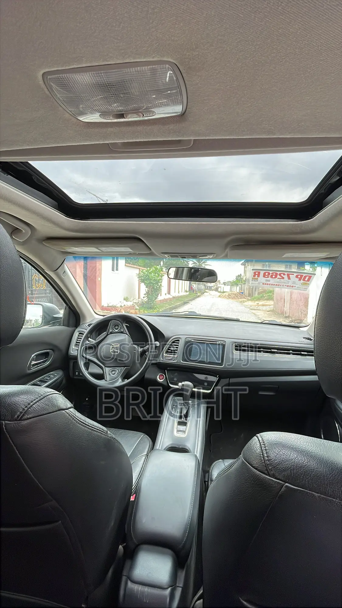 Honda HR-V 4dr SUV (1.5L 4cyl CVT) 2016 Gray