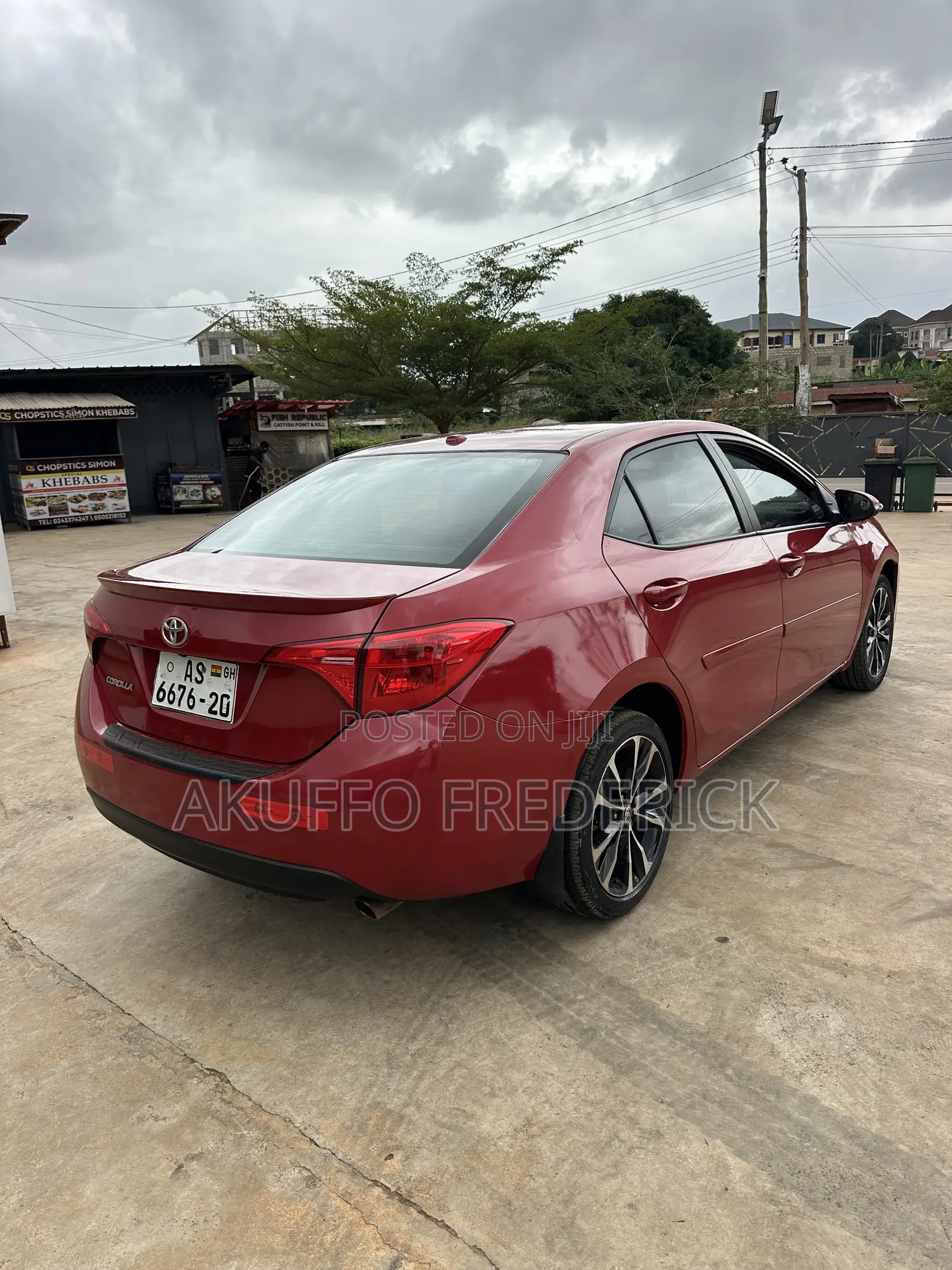 Toyota Corolla XSE (1.8L 4cyl 2A) 2018 Red