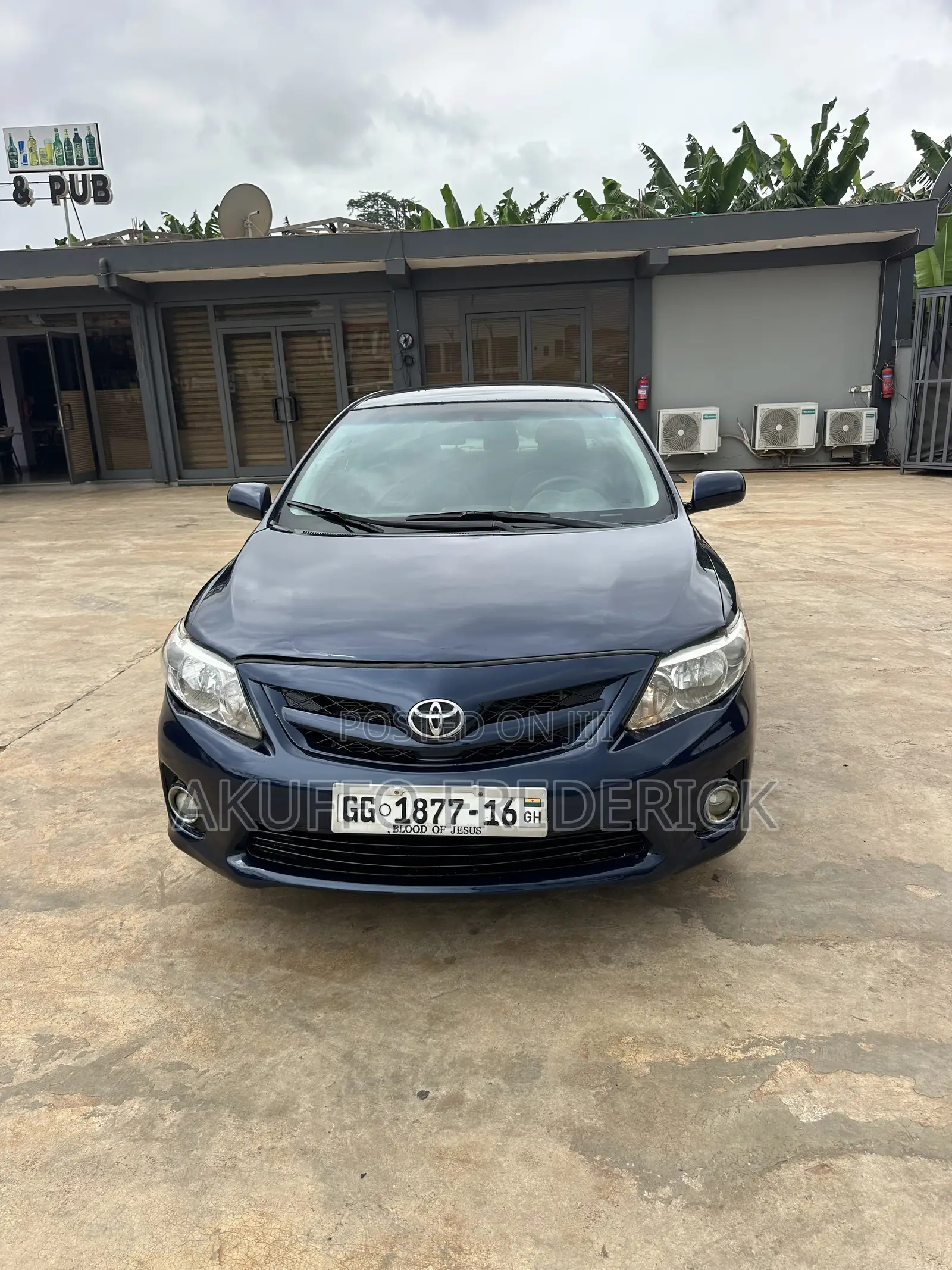 Toyota Corolla LE 4dr Sedan (1.8L 4cyl 4A) 2013 Blue