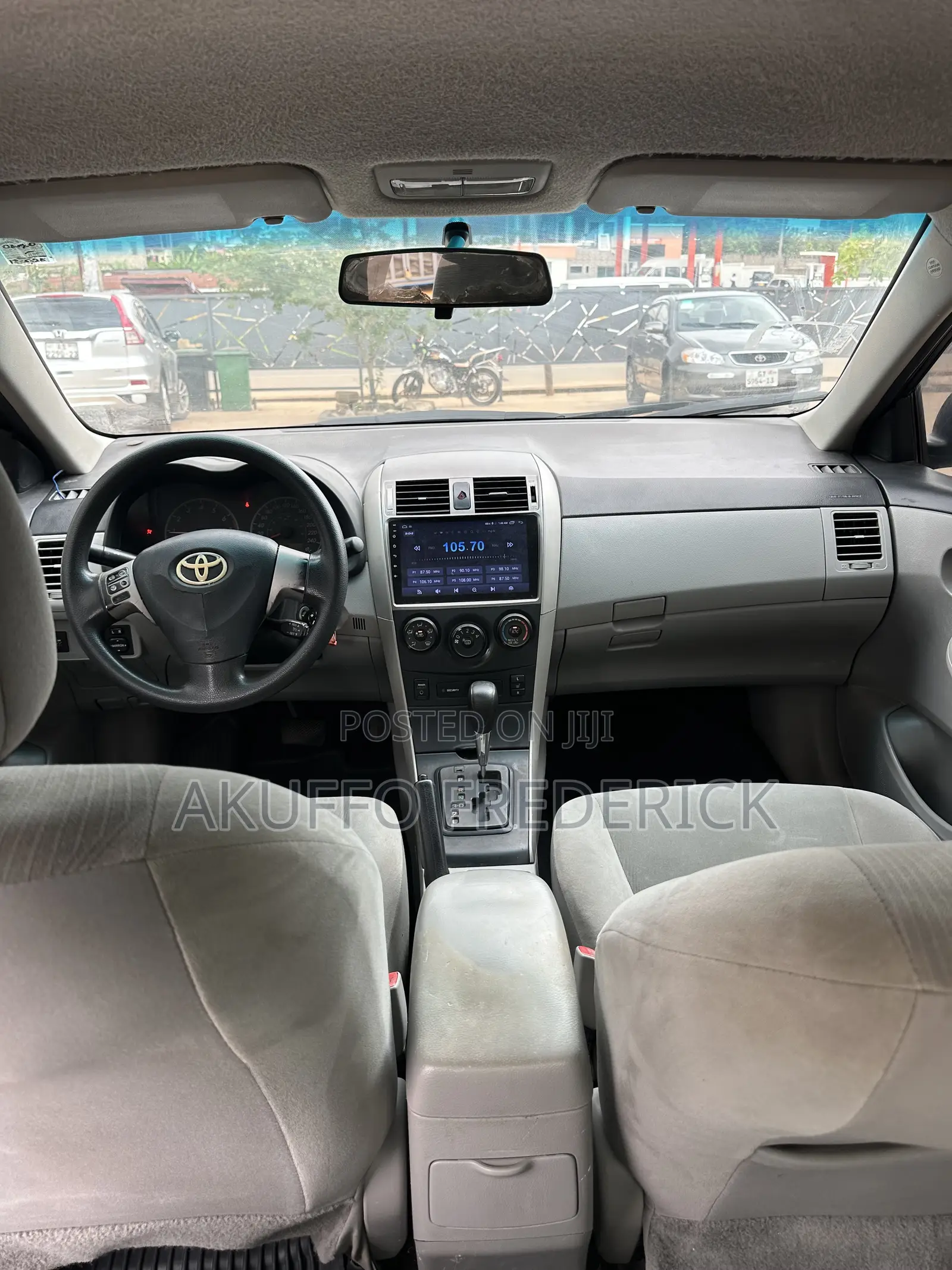Toyota Corolla LE 4dr Sedan (1.8L 4cyl 4A) 2013 Blue
