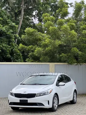 Kia Forte S Sedan 2017 White