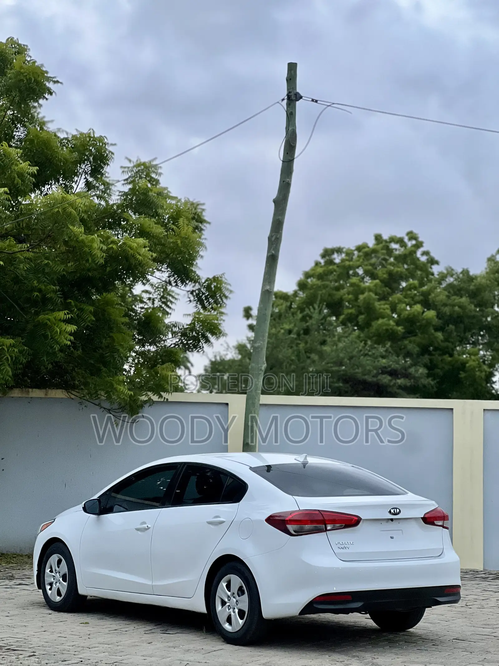 Kia Forte S Sedan 2017 White