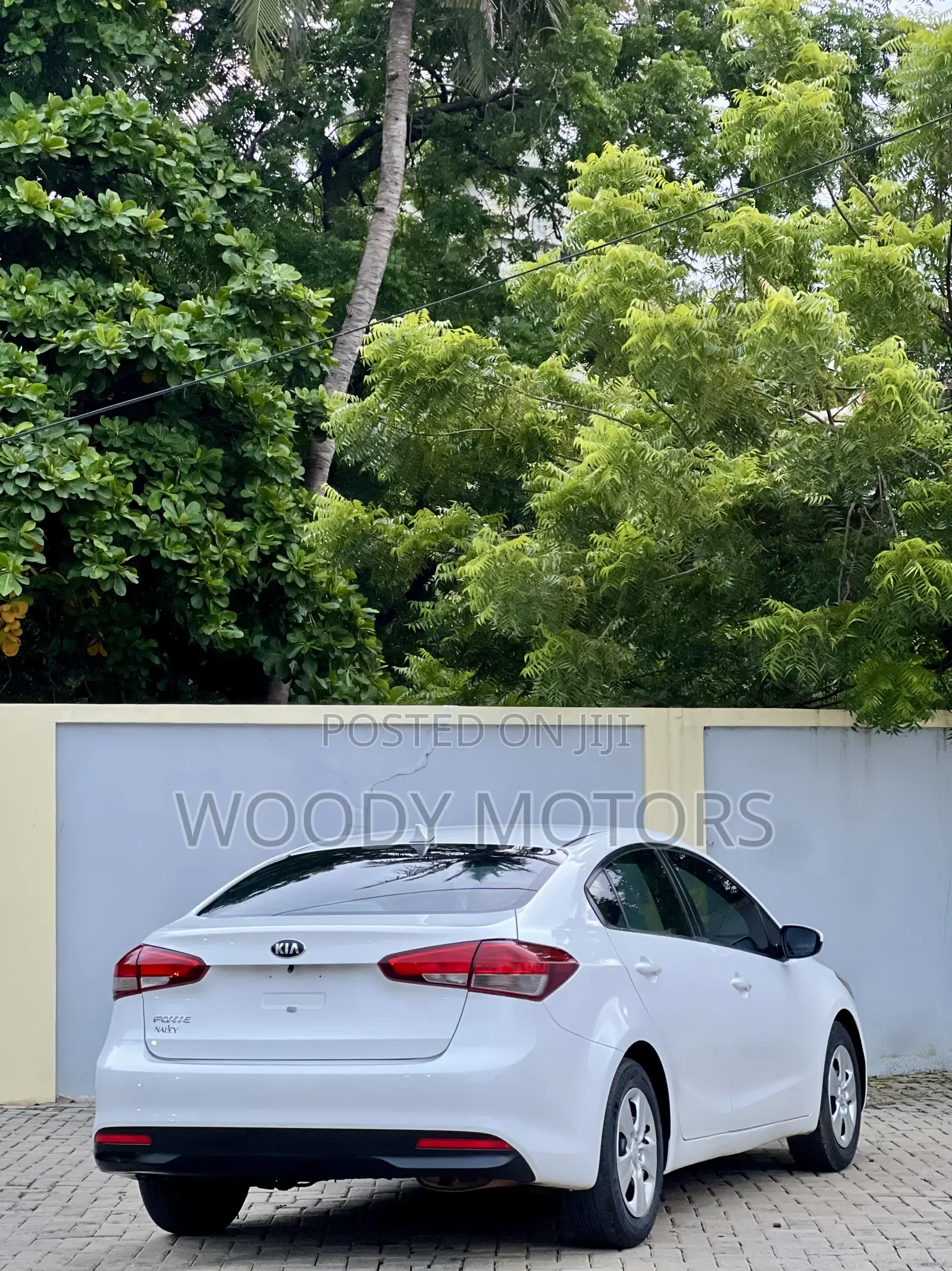 Kia Forte S Sedan 2017 White