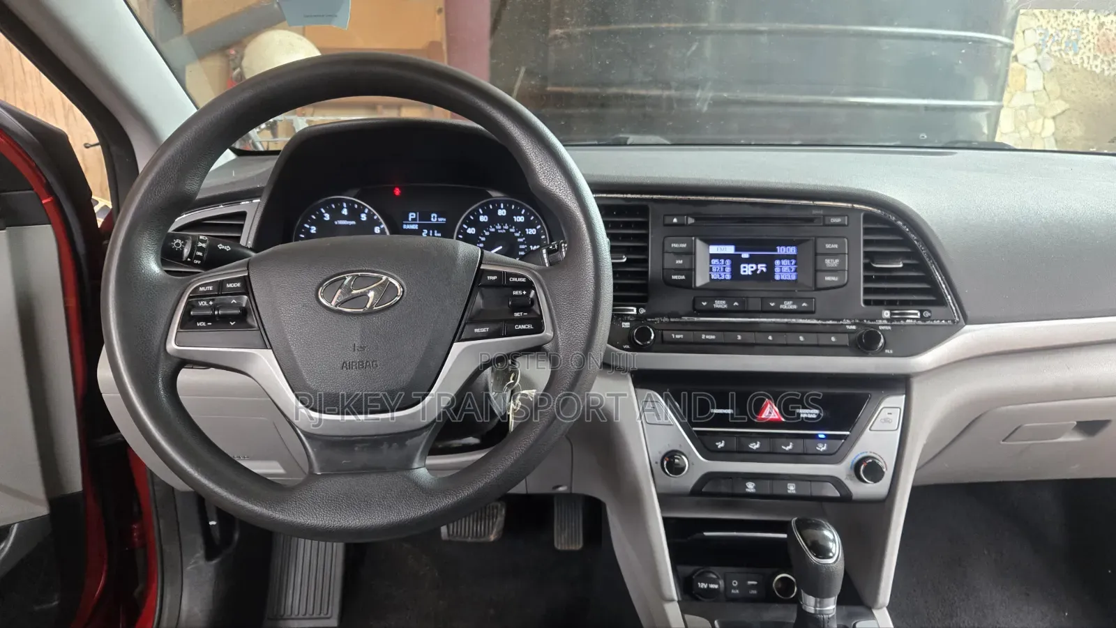 Hyundai Elantra 2017 Red