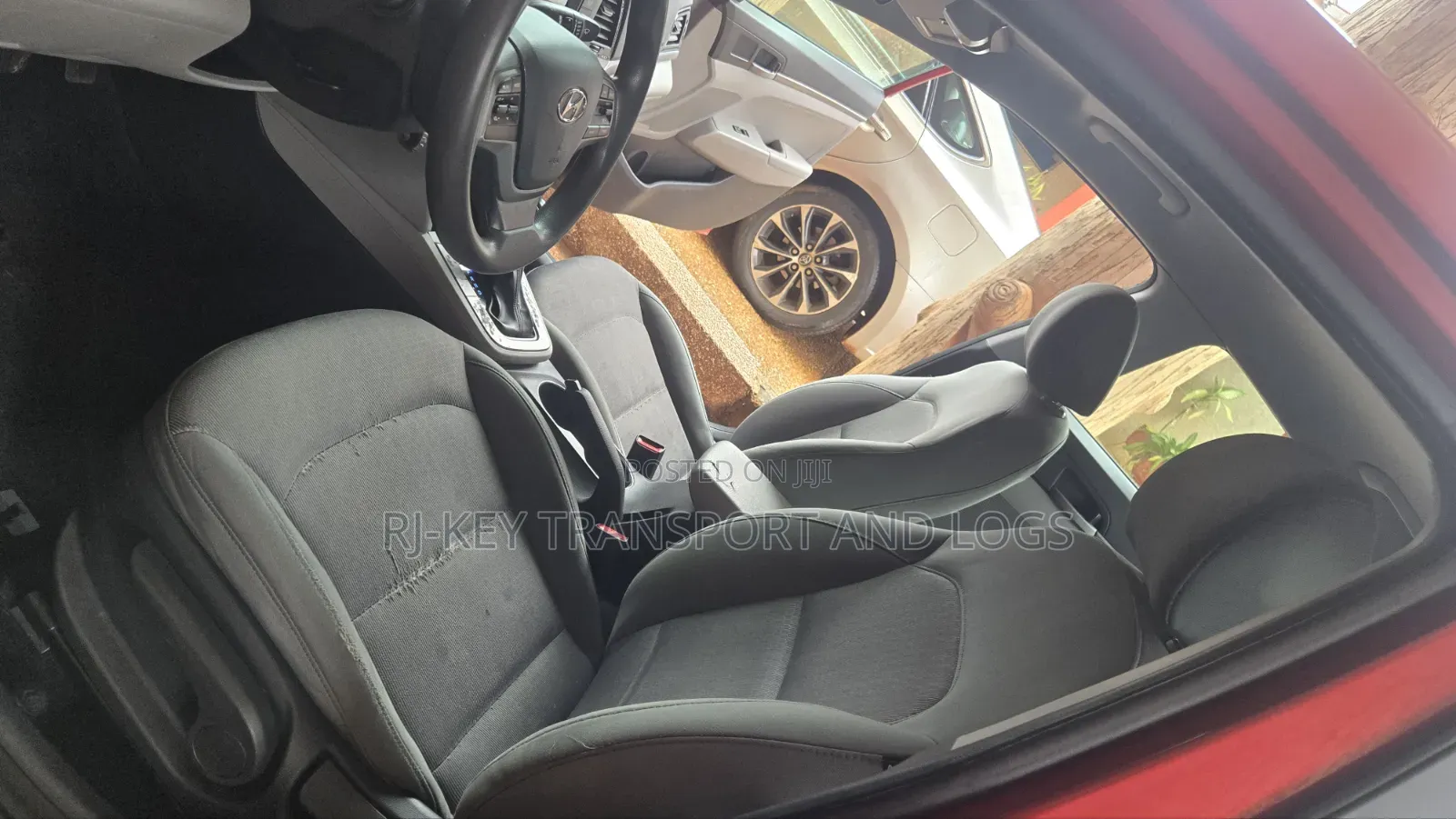 Hyundai Elantra 2017 Red