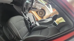 Hyundai Elantra 2017 Red