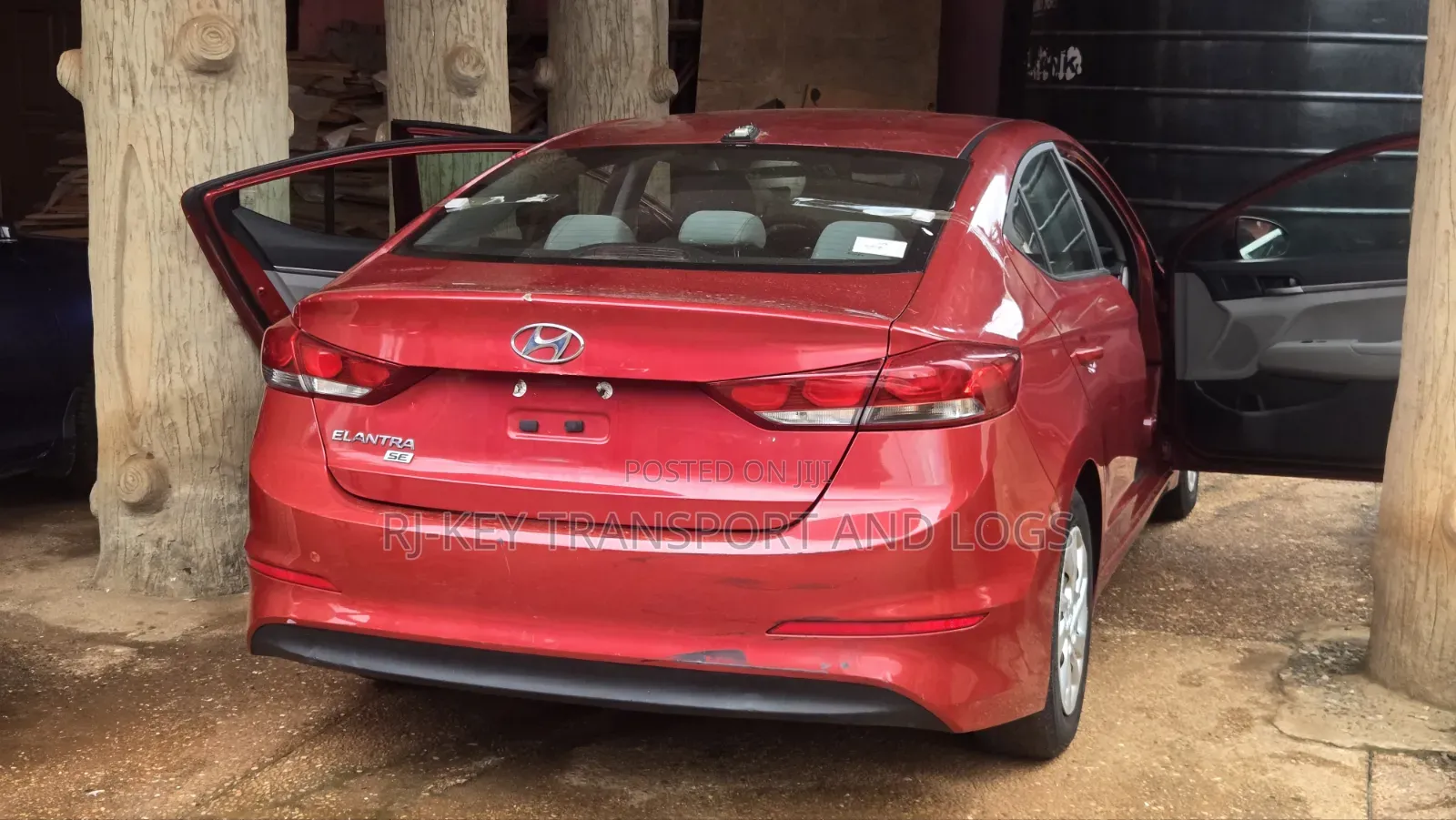 Hyundai Elantra 2017 Red