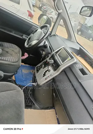 Toyota Voxy 2013 Silver
