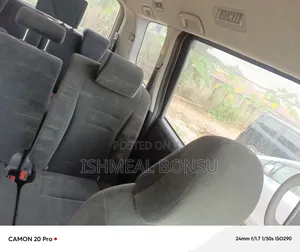 Toyota Voxy 2013 Silver