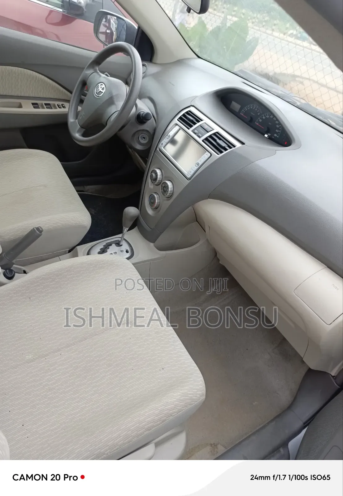 Toyota Belta 2010 Silver