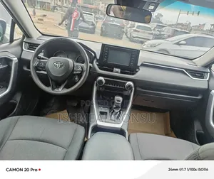 Toyota RAV4 2019 Green