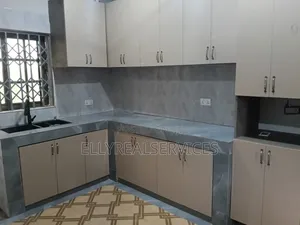 2bdrm Apartment in Ellyrealservices, Frafraha for rent