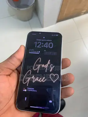 Apple iPhone 13 128 GB White
