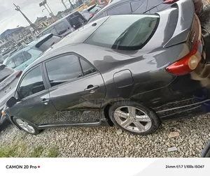 Toyota Corolla 2013 Gray