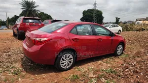 Toyota Corolla 2018 Red