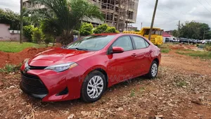 Toyota Corolla 2018 Red