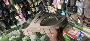 Easy Wear Balenciaga