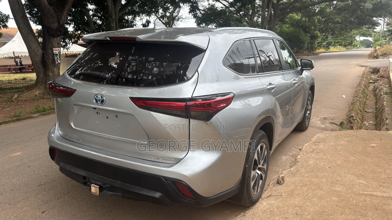 Toyota Highlander XLE 2025 Silver