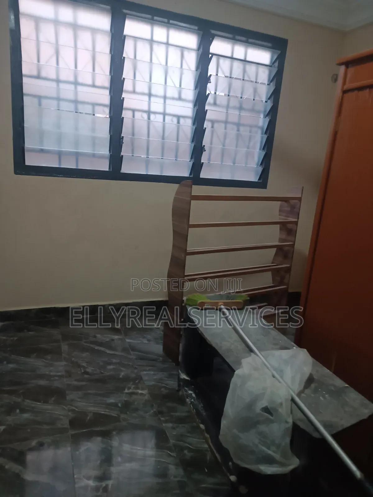 1bdrm Apartment in Ellyrealservices, Adenta for rent
