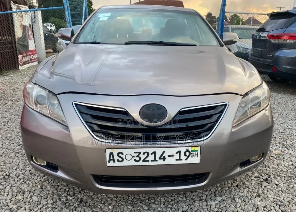 Toyota Camry 2009 Gray