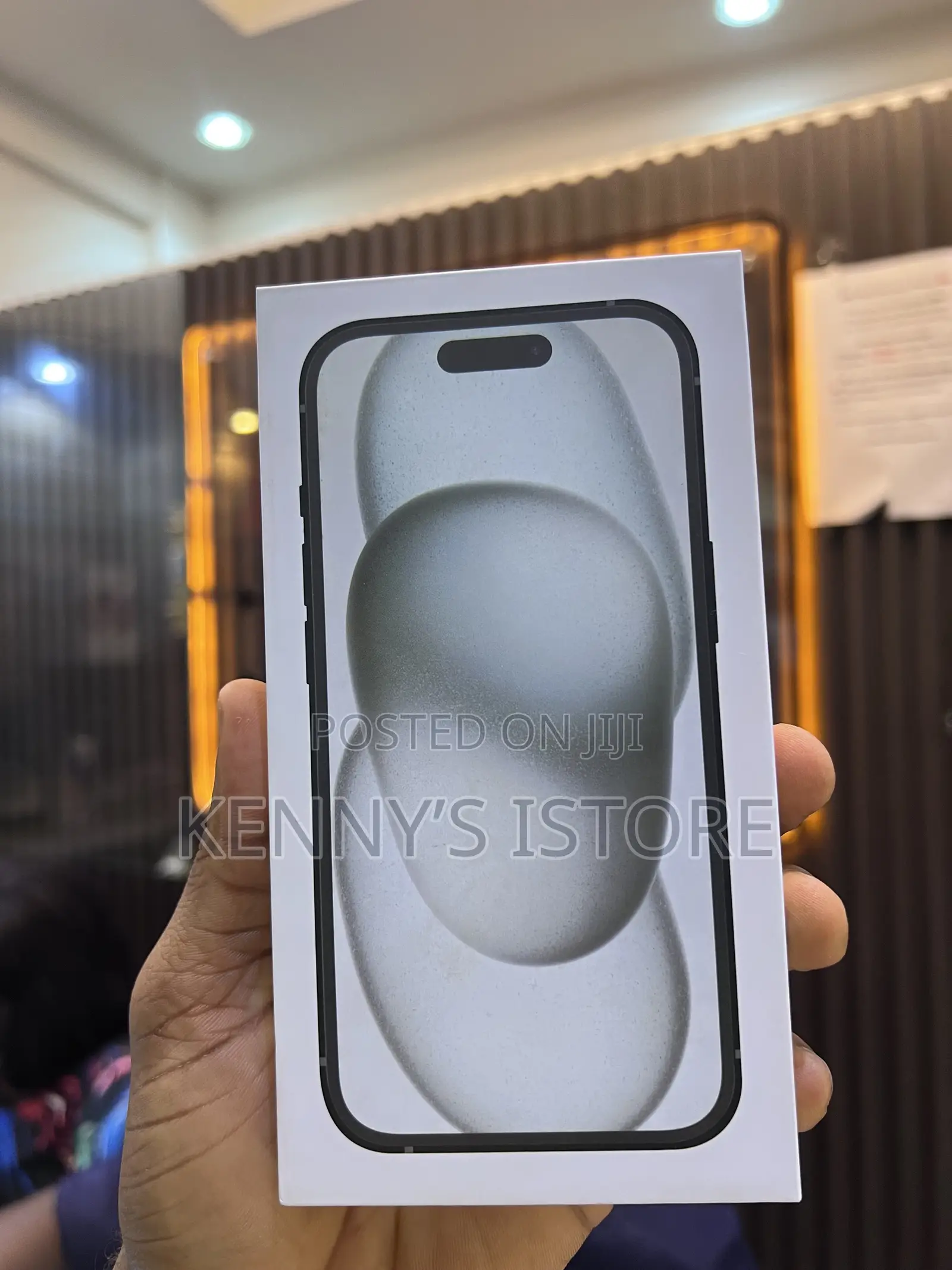 New Apple iPhone 15 128 GB Black