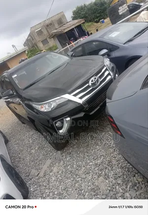 Toyota Fortuner 2017 Black