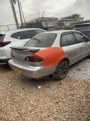 Toyota Corolla 2001 Silver