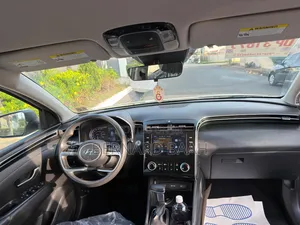 Hyundai Tucson 2022 White