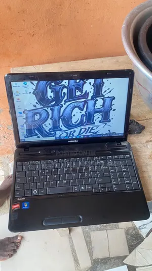 Laptop Toshiba Satellite L600 4GB AMD SSD 250GB